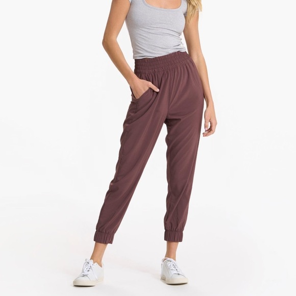 Vuori Pants - Vuori Villa Jogger Chesnut